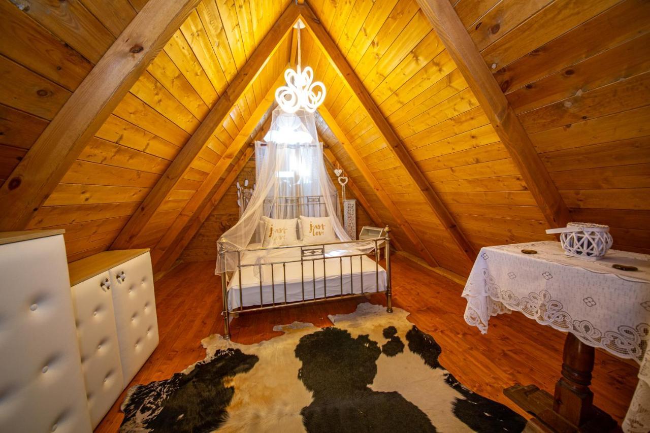Hostel Legjenda *